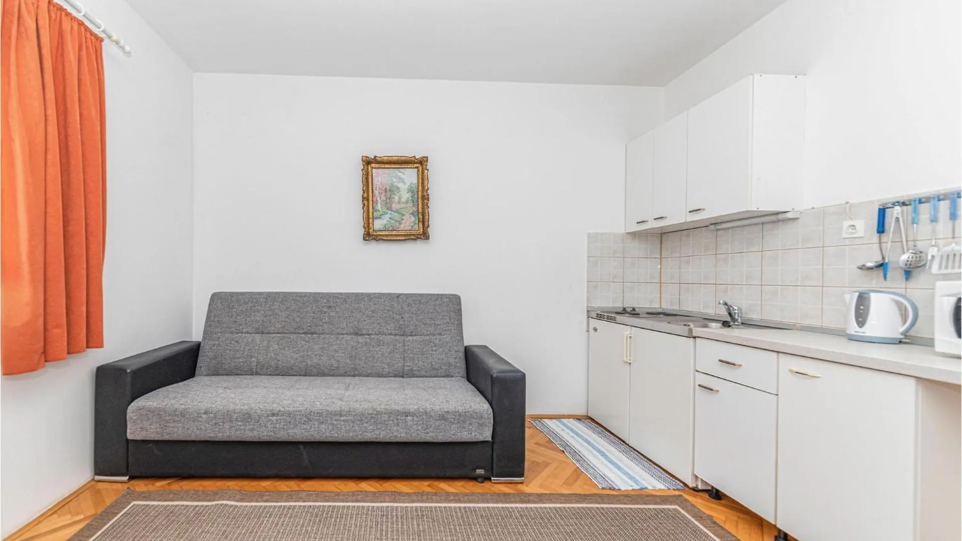 1 Bedroom Nice Apartment In Seget Donji Trogir Croatia