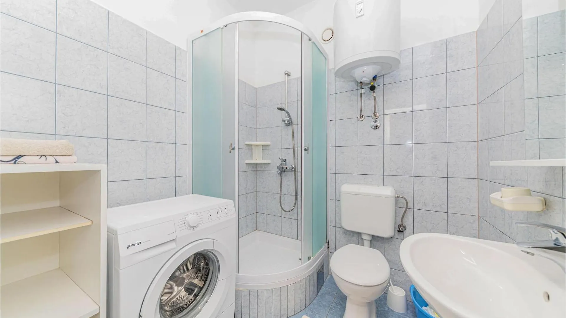 1 Bedroom Nice Apartment In Seget Donji Trogir