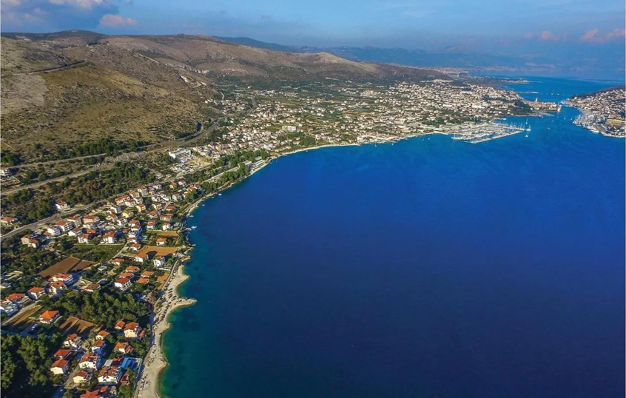 1 Bedroom Nice Apartment In Seget Donji Trogir
